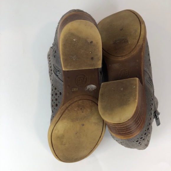 Lucky Brand Women's Perforated Ankle Suede Boots Sz 6.5 - Picture 10 of 12